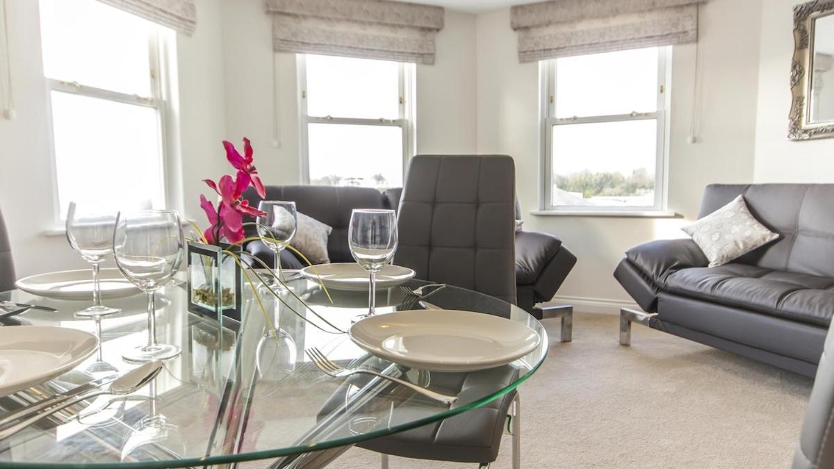 The Crows Nest Apartment Plymouth Bagian luar foto